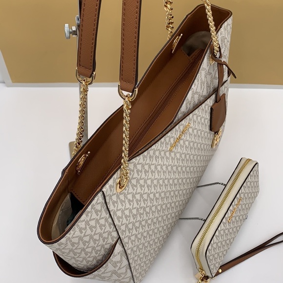 MICHAEL KORS LARGE X CHAIN SHOULDER TOTE & LG FLAT MULTIFUNCTIONAL PHONE CASE - Picture 2 of 16